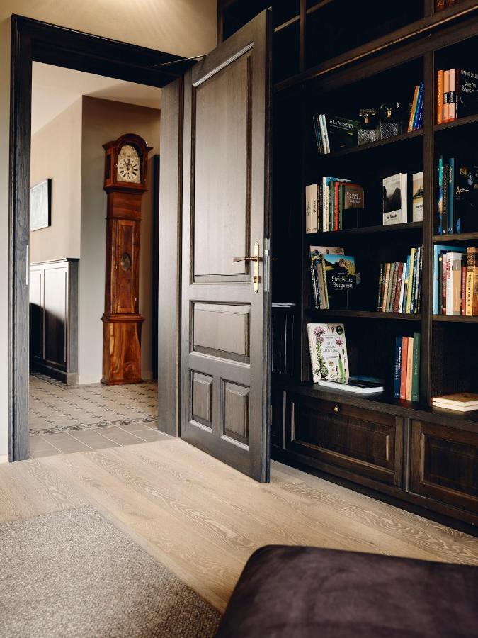 Tauroa Krenn Hotel Purgg Eksteriør billede