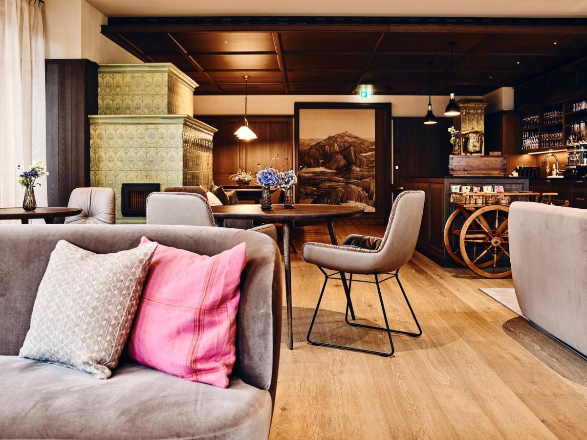 Tauroa Krenn Hotel Purgg Eksteriør billede